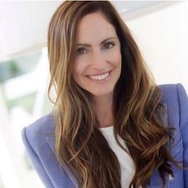 Jana Messerschmidt Headshot