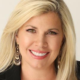 Anne Arvizu Headshot