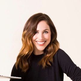 Jaclyn Johnson Headshot