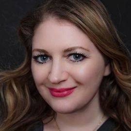 Liza Lichtinger Headshot