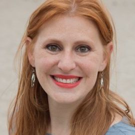 Christi Olson Headshot