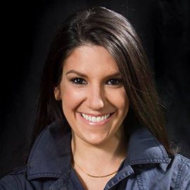 Eliana Johnson Headshot