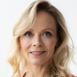 Maria Molland Headshot