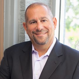 Mitchell Kahn Headshot