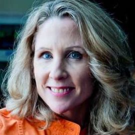 Karen Hanrahan Headshot