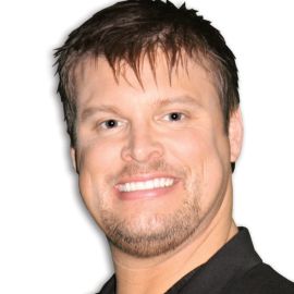 Sam Glenn Headshot