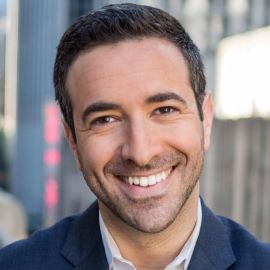 Ari Melber Headshot
