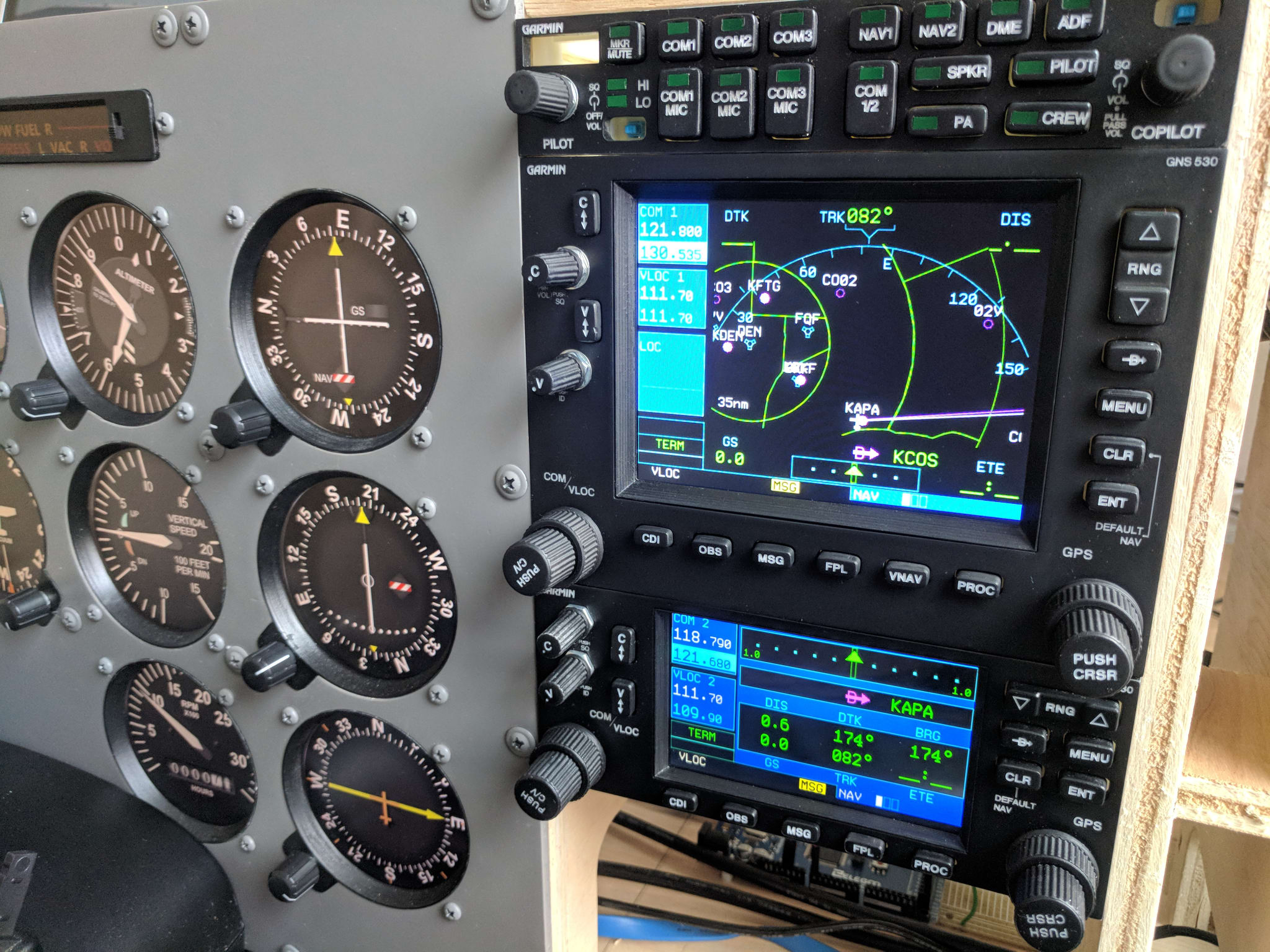 cessna 172 flight control system