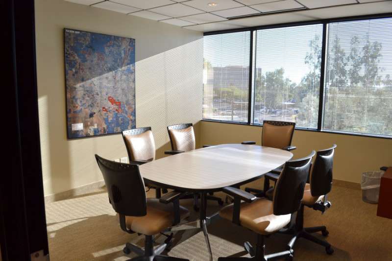 Medium Meeting Room