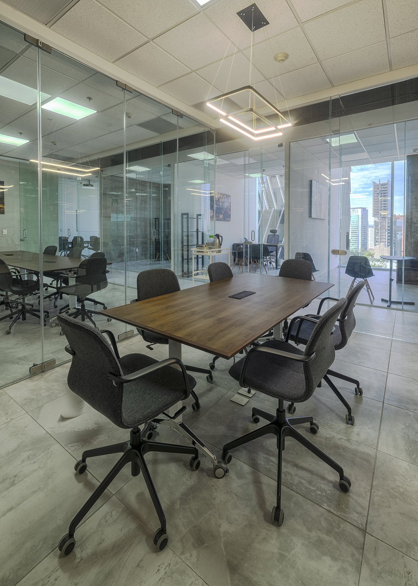Av. de las Americas 1254, 10th Floor, Guadalajara, 44610