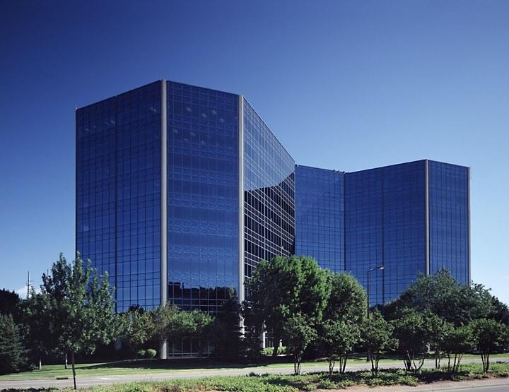 OffiCenters at International Plaza