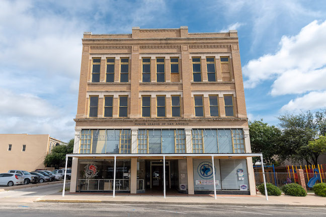 San Angelo Studios - East Twohig