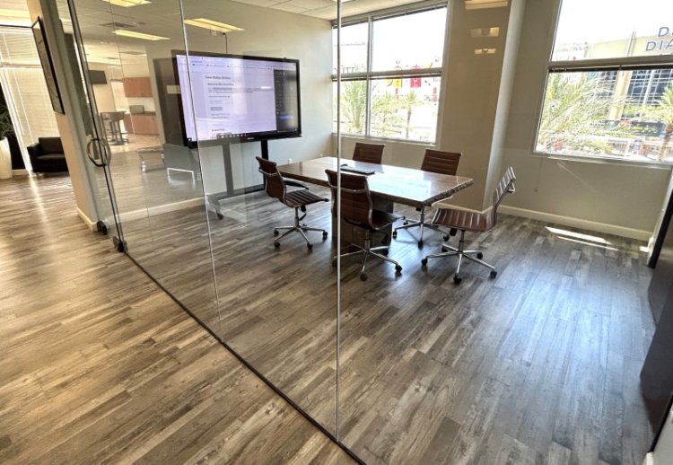 6751 N. Sunset Boulevard, Suite 320, Glendale, AZ, 85305