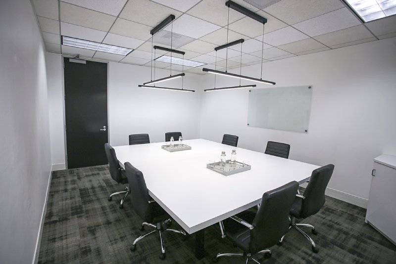 8 Person Meeting Room