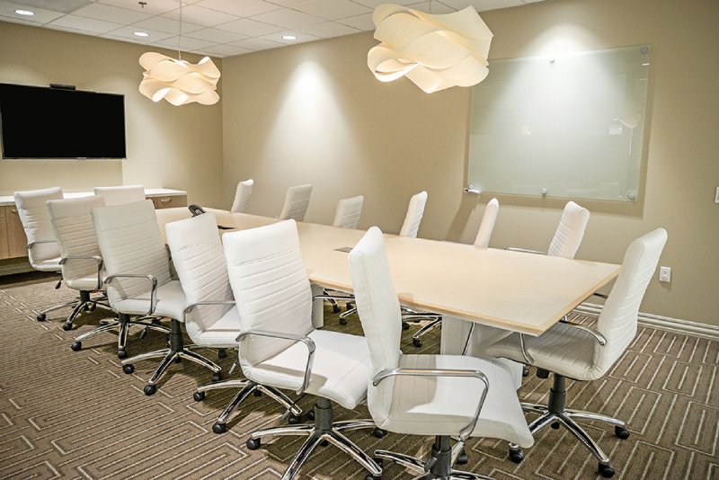 14 Person Meeting Room