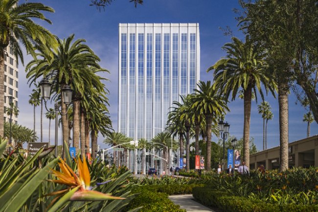 NEW - Fashion Island