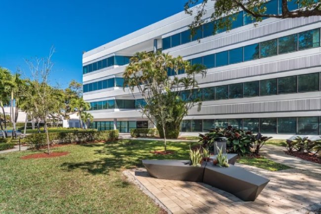 Hollywood Executive Office Suites - Hollywood Blvd