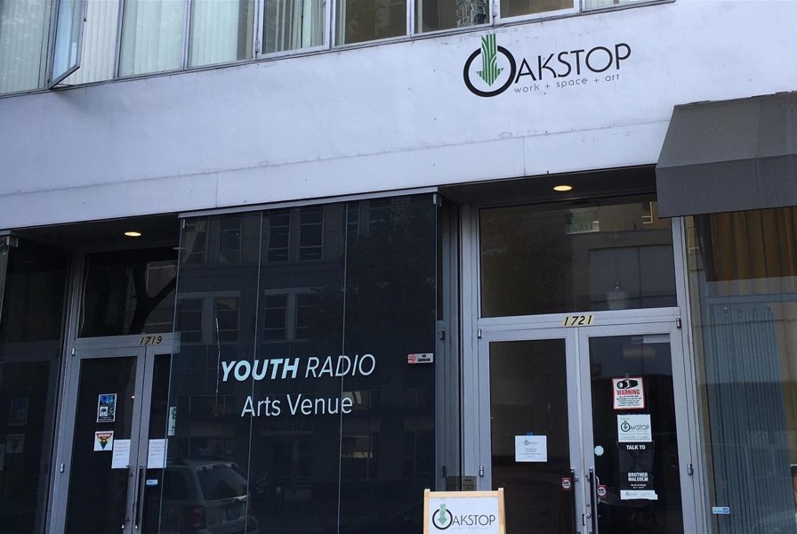 Oakstop - 1721 Broadway