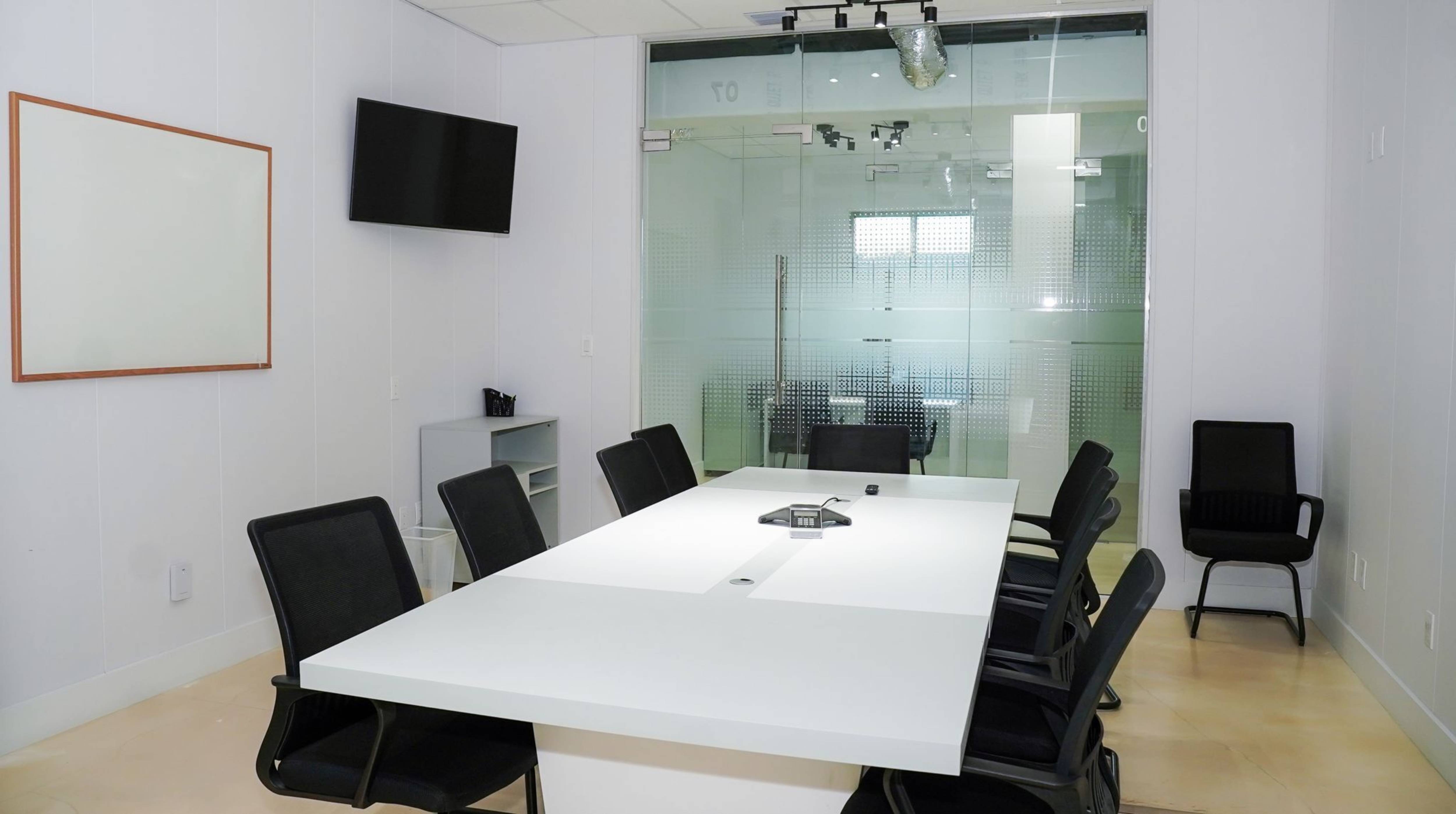 Large Conference Room - 1st Floor