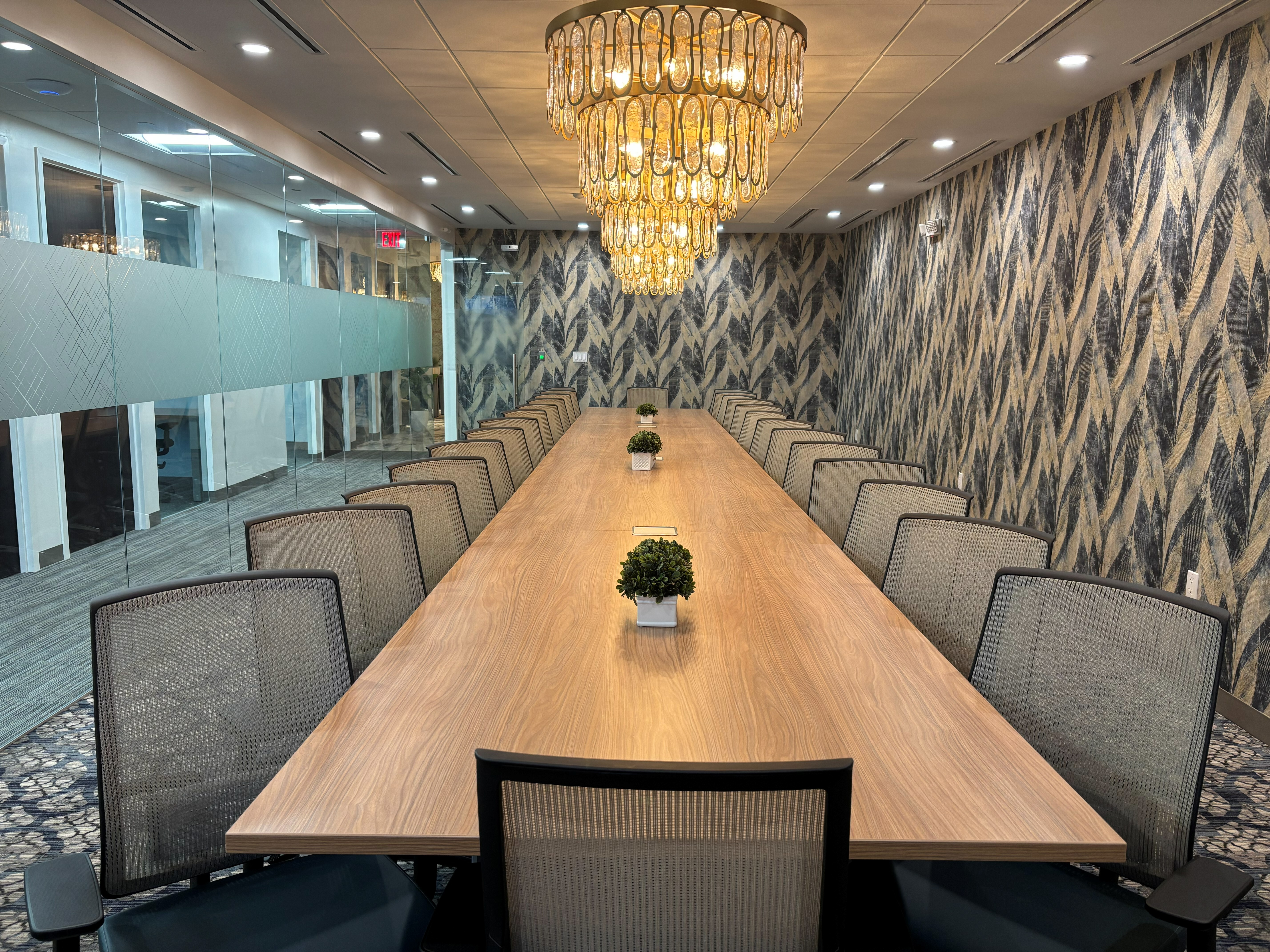 3750 NW 87th Avenue, Suite 700, Doral, FL, 33178