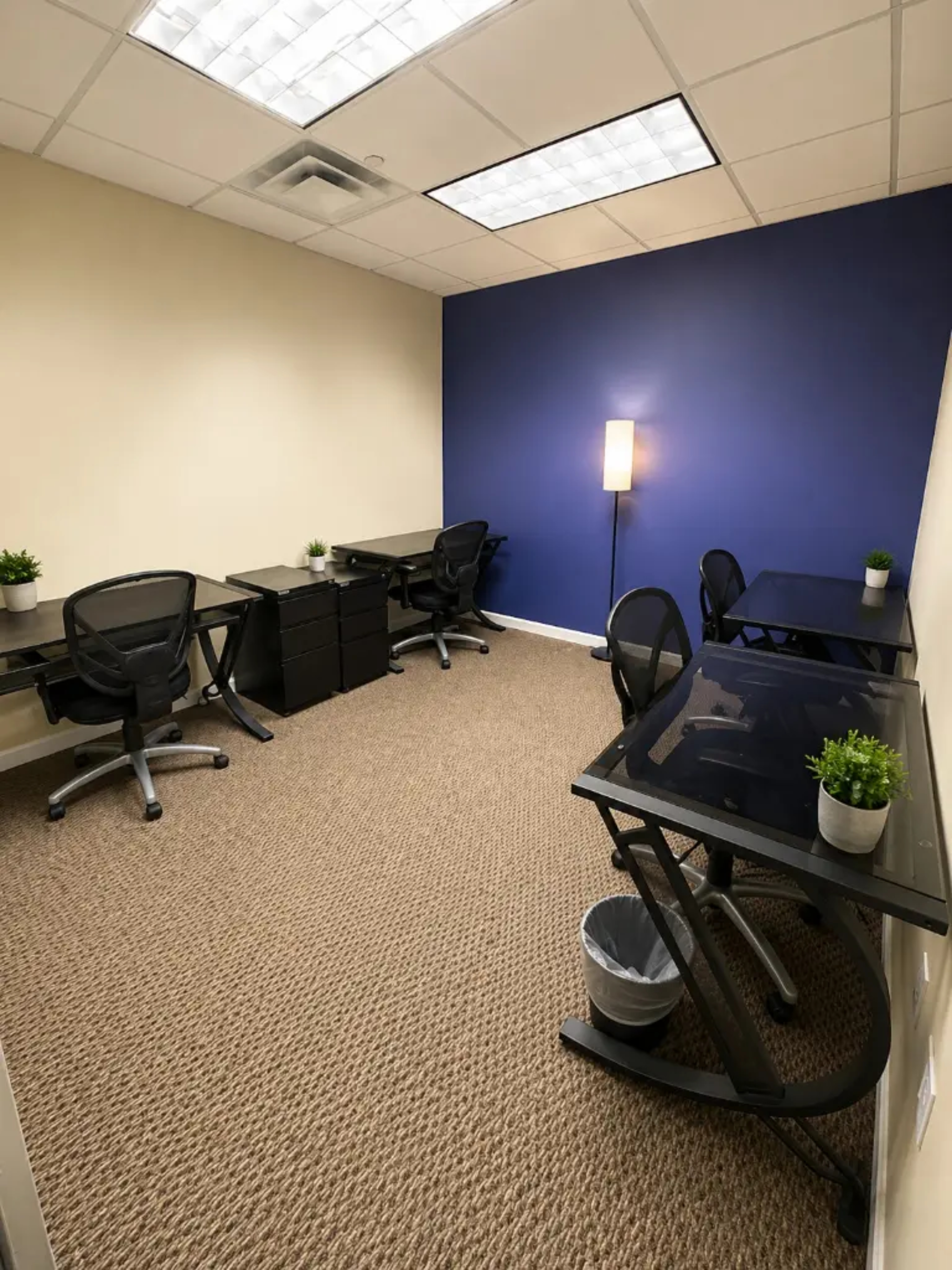 Day Office 7088