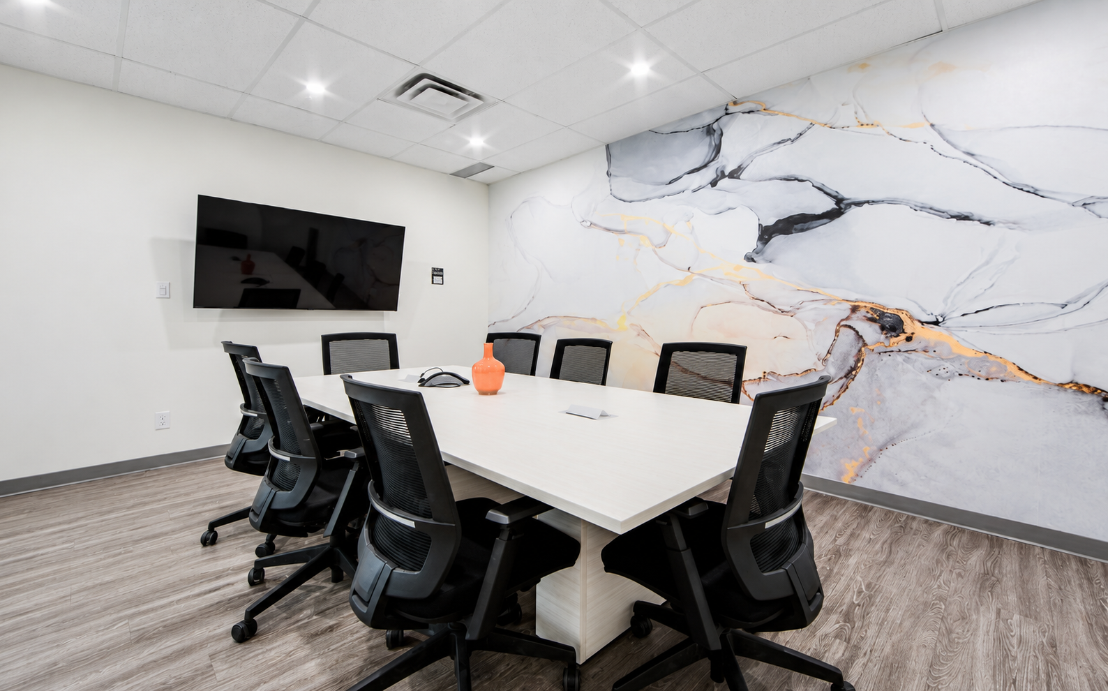 30 Eglinton Ave West, Suite 400, Mississauga, Ontario, L5R 3E7