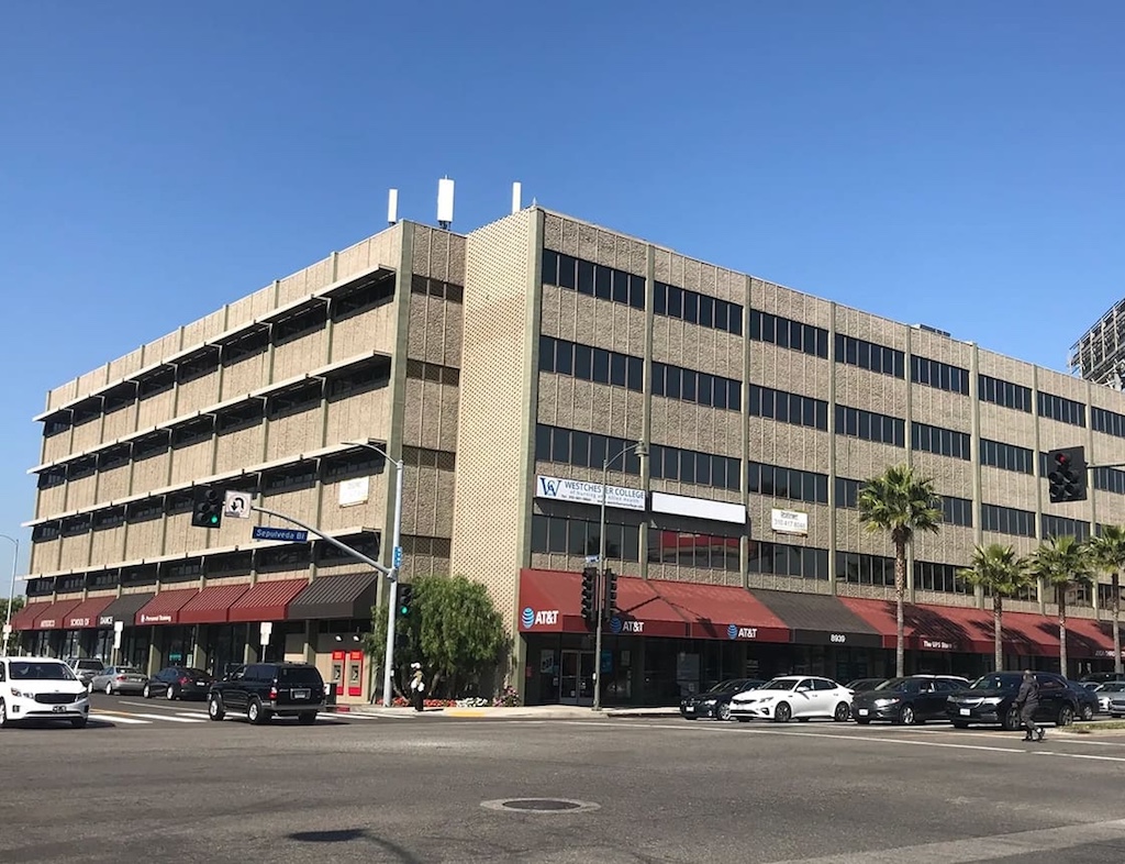 CW Business Center - Los Angeles