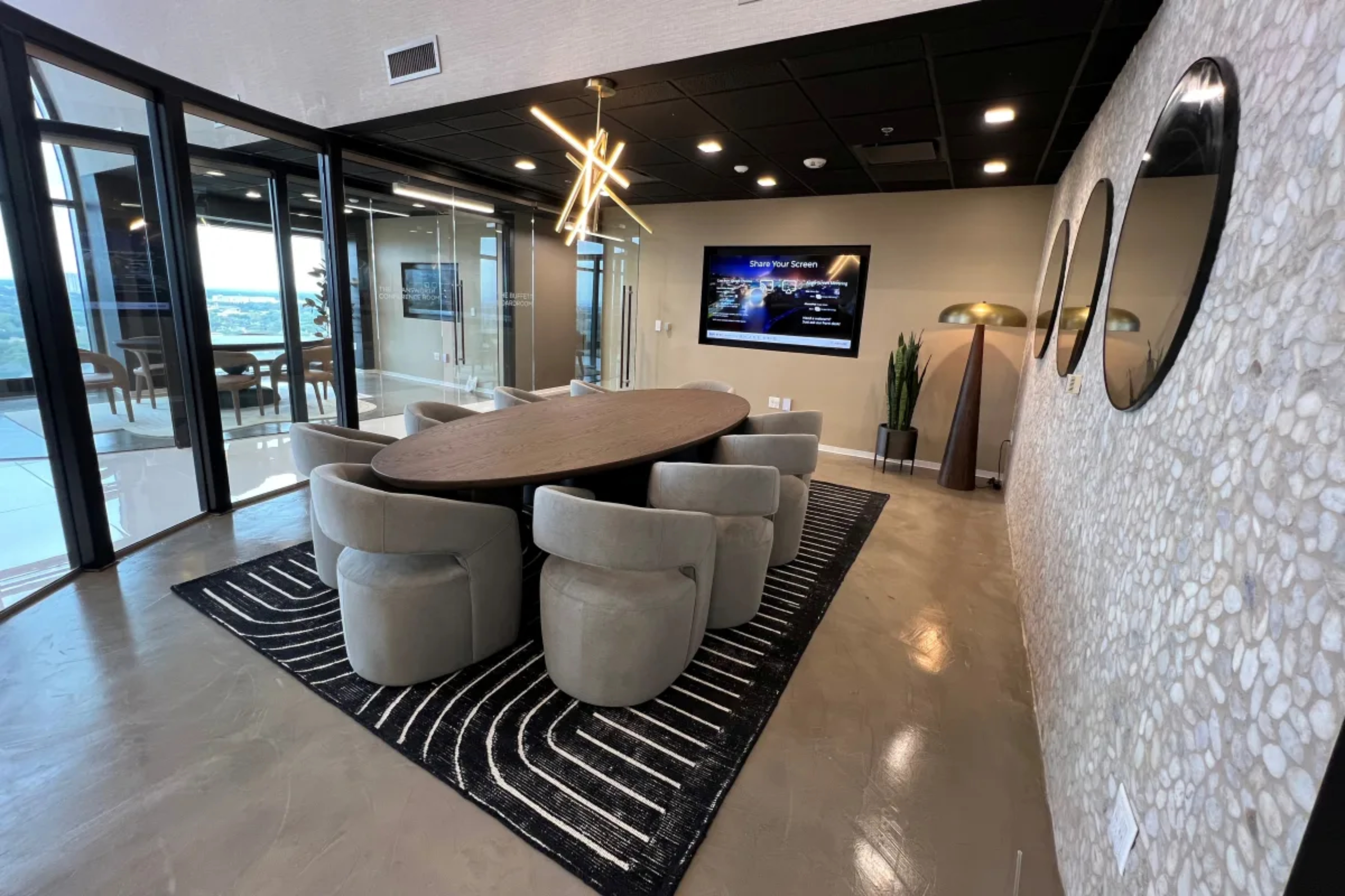 The Buffett Boardroom (17th floor)