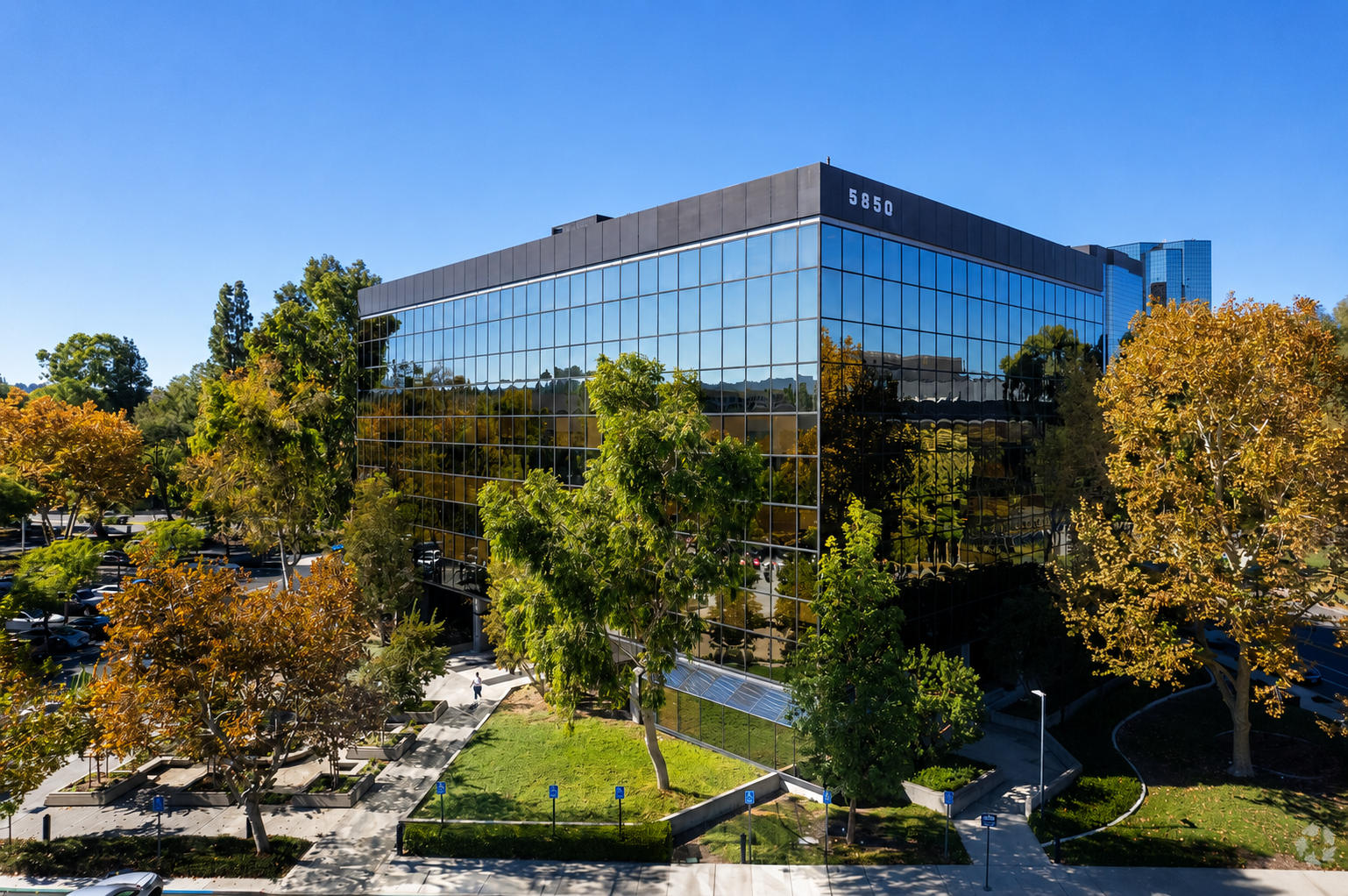 Warner Center Executive Suites