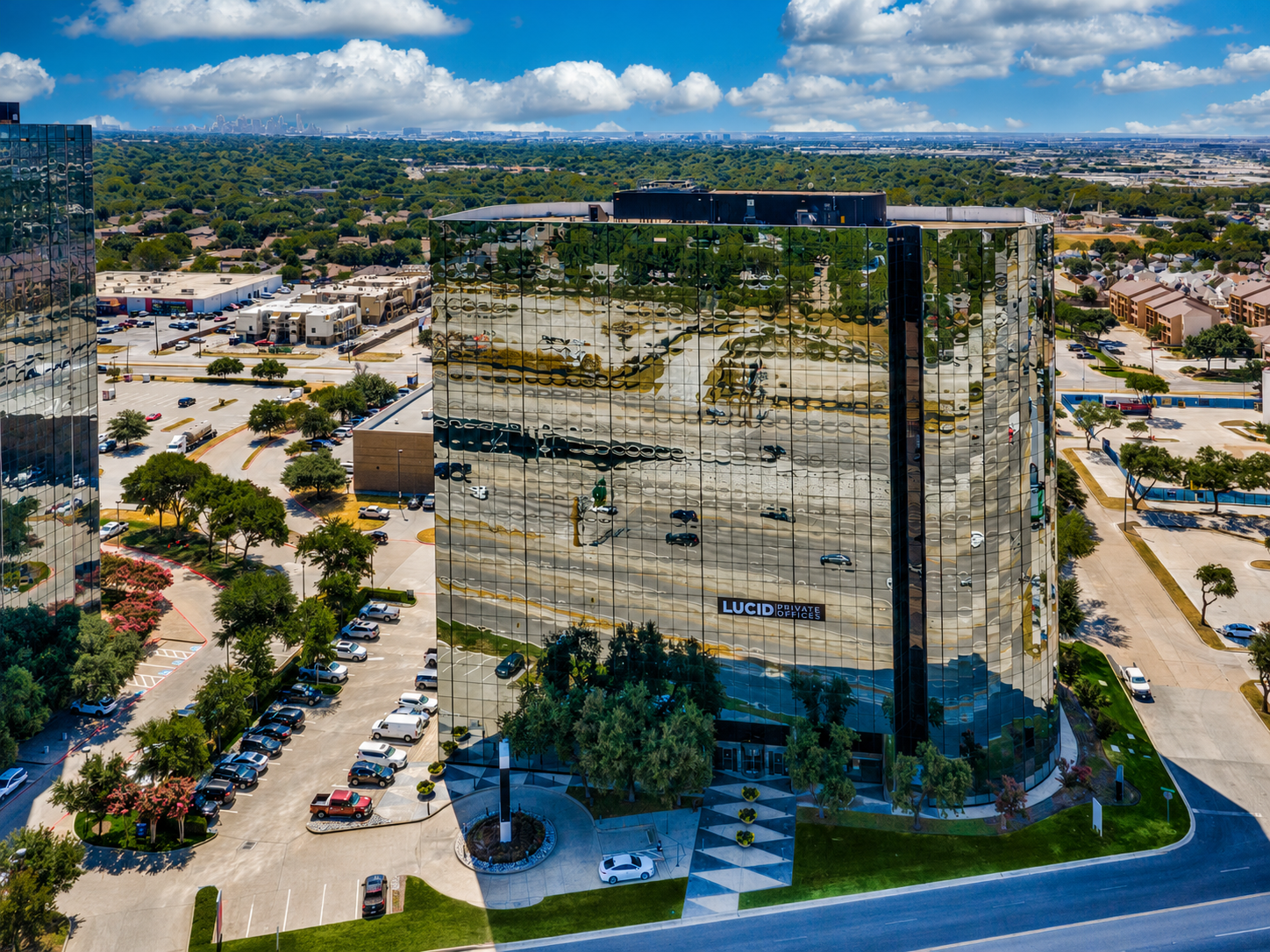 Lucid Private Offices - LBJ Freeway