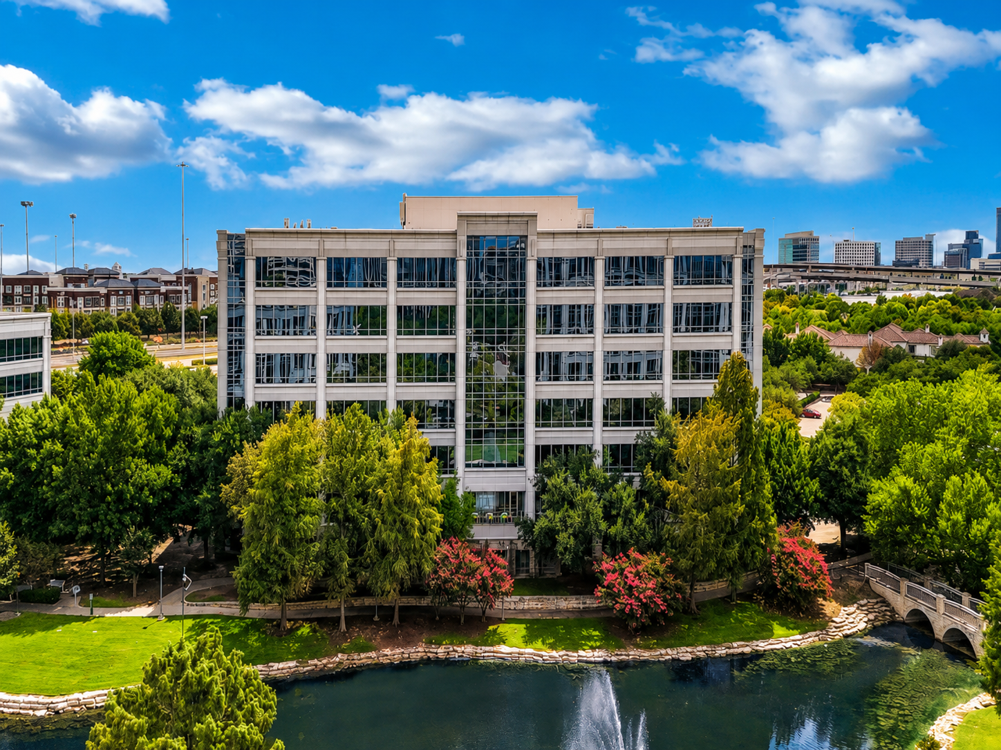 STO - Hall Office Park