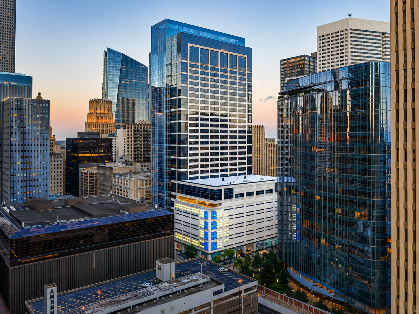 Lucid Private Offices - Downtown Houston Main Street