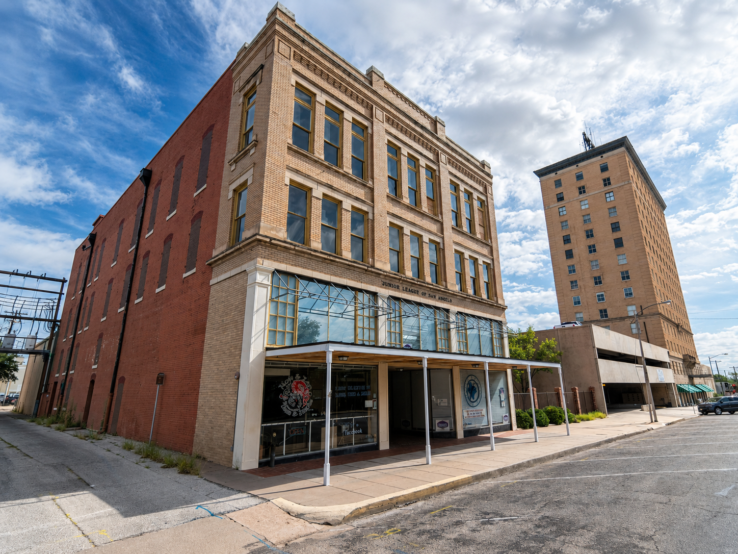 San Angelo Studios - East Twohig