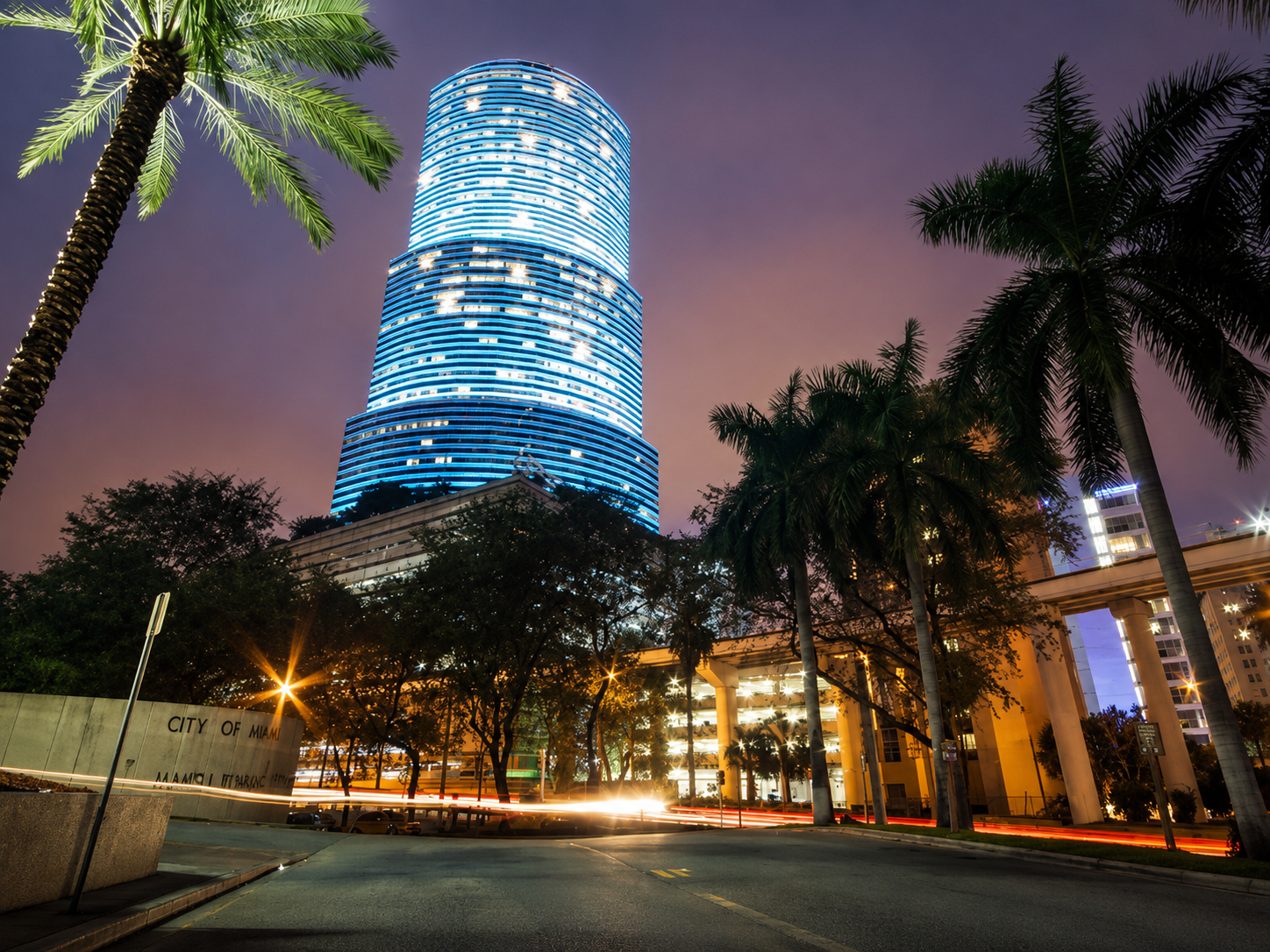 Quest Workspaces Miami Tower