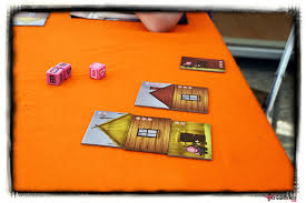 exemple de tuiles du jeu les 3 petits cochons