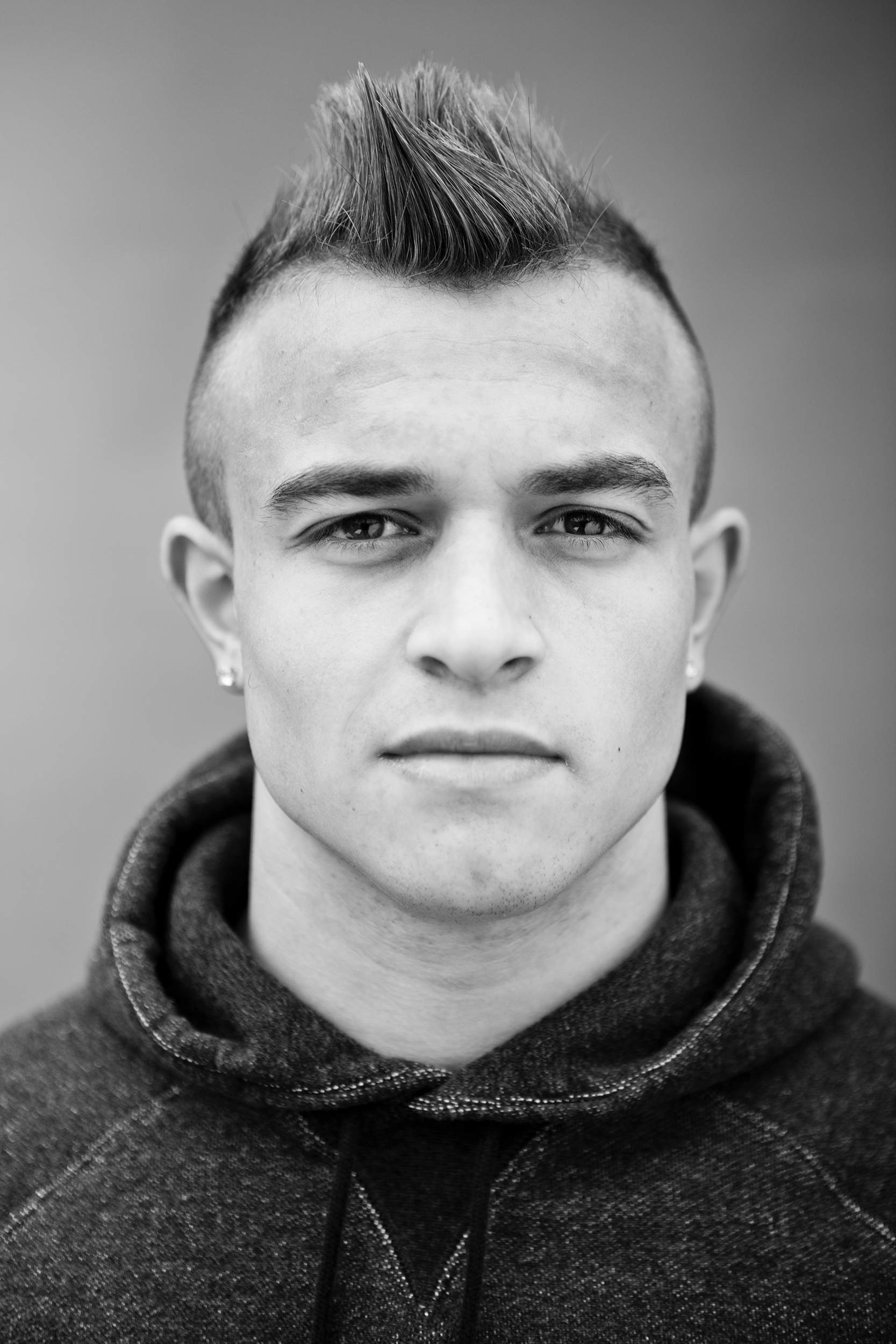 xherdan shaqiri hairstyle