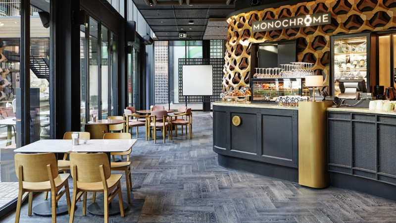 monochromegalataport