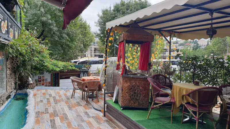 Zeyrek Cafe & Restaurant