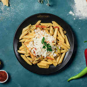 Köri Soslu Tavuklu Penne