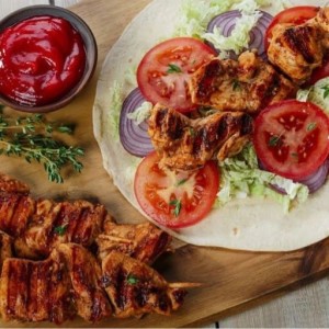 Acı Domates Soslu Piliç 