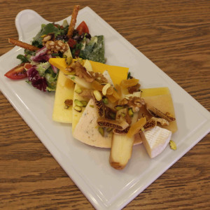 PLANCHE DE FROMAGE ( Peynir Tabağı )