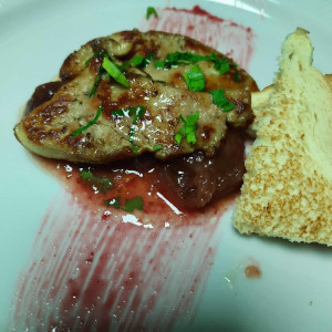 FOİE GRAS TAVA, GASTRİT SOSLU İNCİR İLE