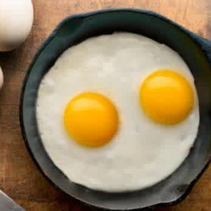 Tereyağlı  Sahanda Yumurta