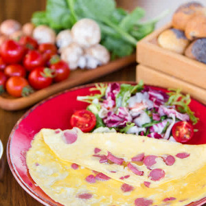 Sosisli Omlet