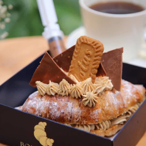 Fransız Öpücüğü Lotus