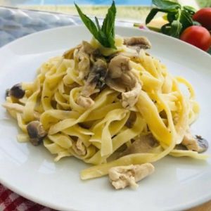 Tavuklu Tagliatelle