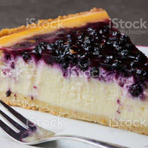 Yaban mersinli cheesecake