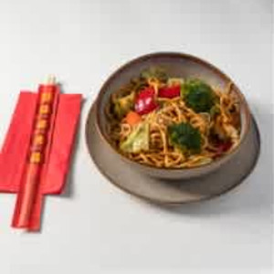 Sarmısaklı Karidesli Ramen