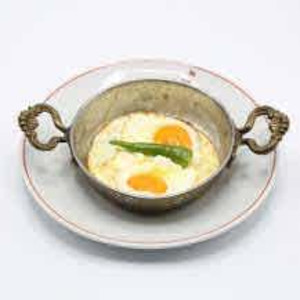 BEYAZ PEYNİRLİ KAŞARLI YUMURTA