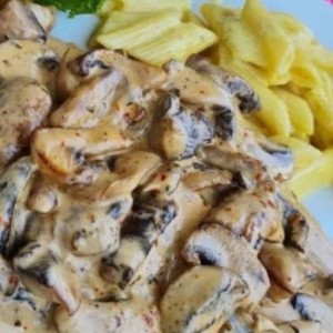 KREMALI MANTARLI TAVUK